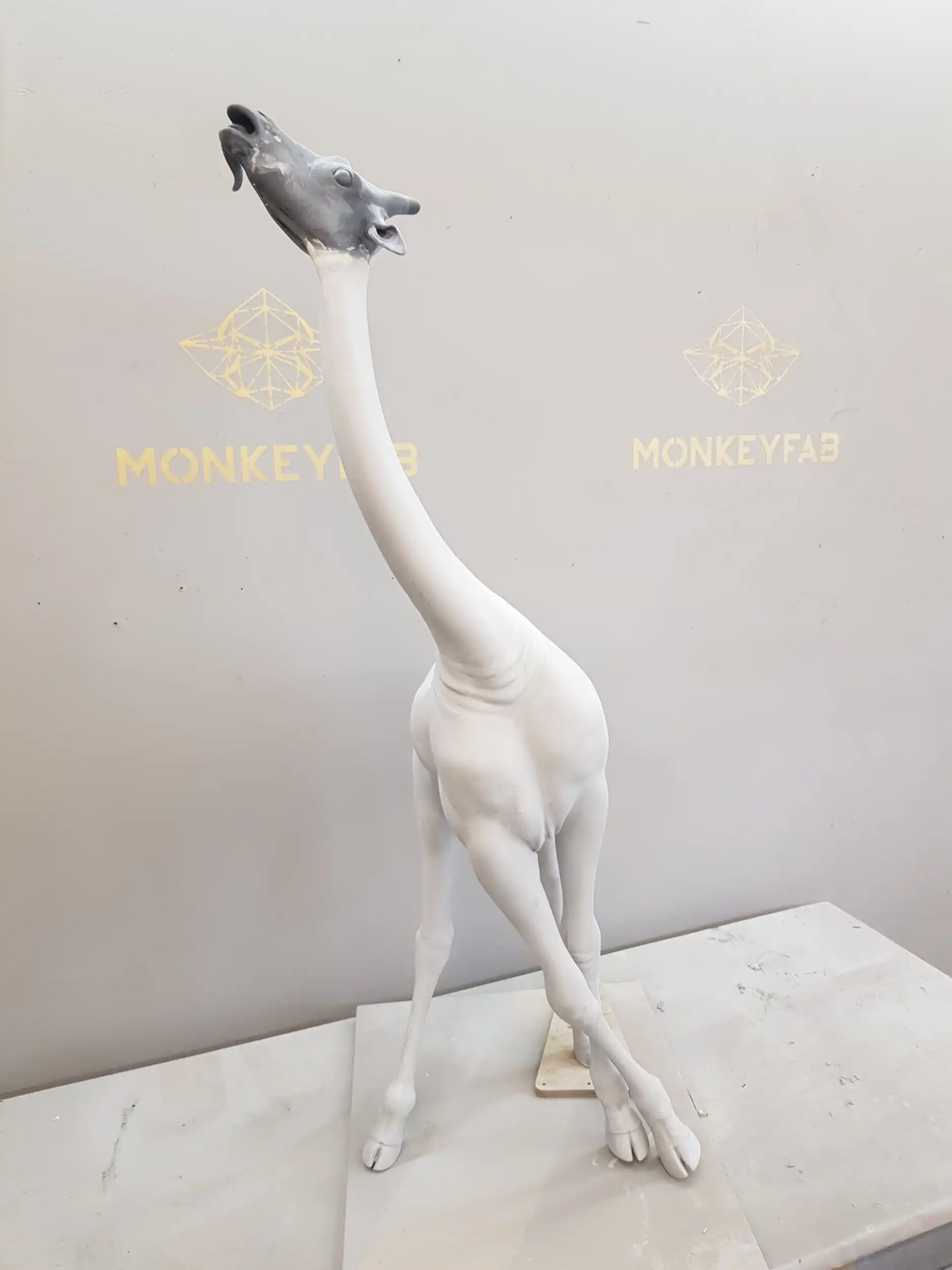 Żyrafa na łyżwach – 20240511 160029