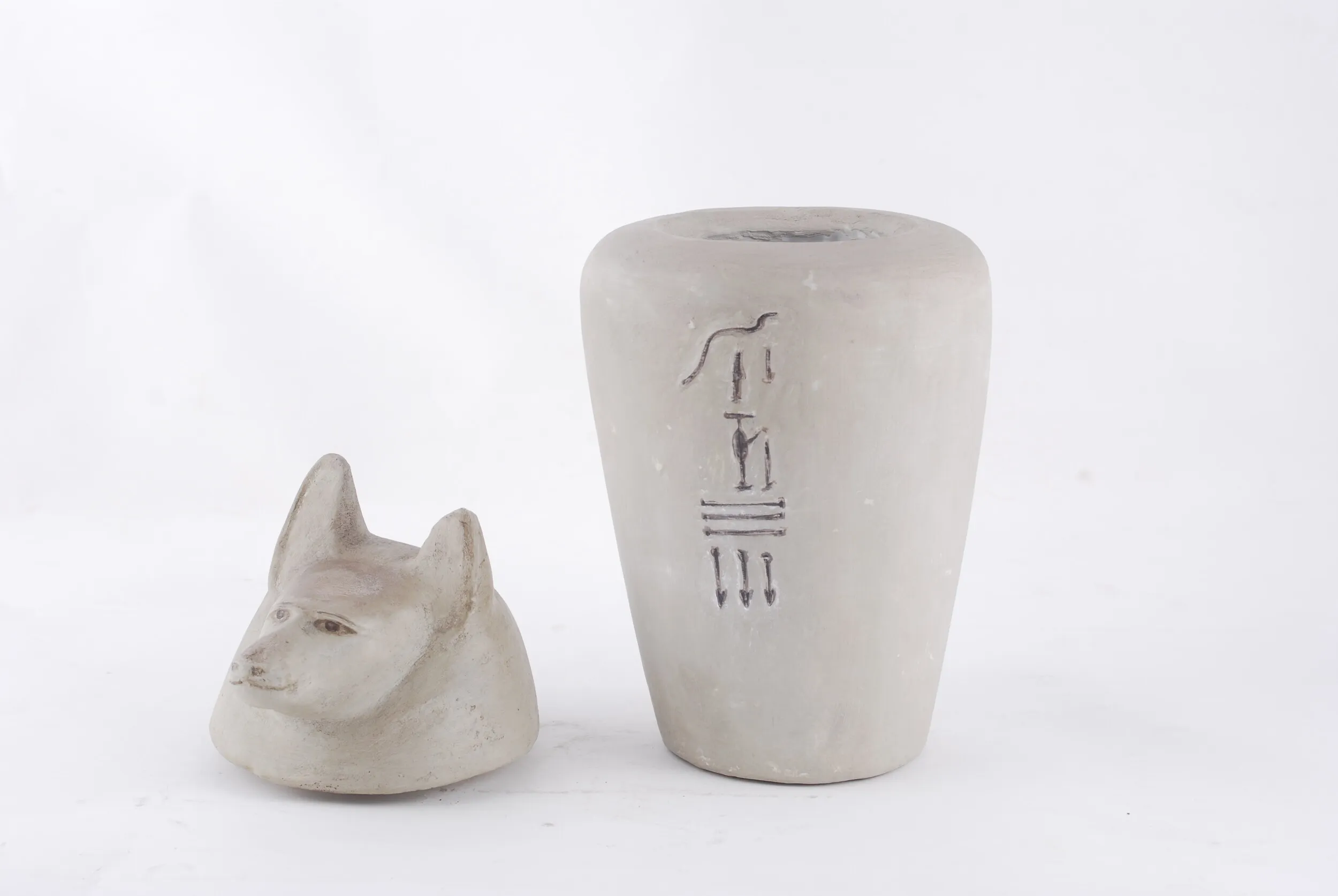 Drukowane w 3D egipskie wazy