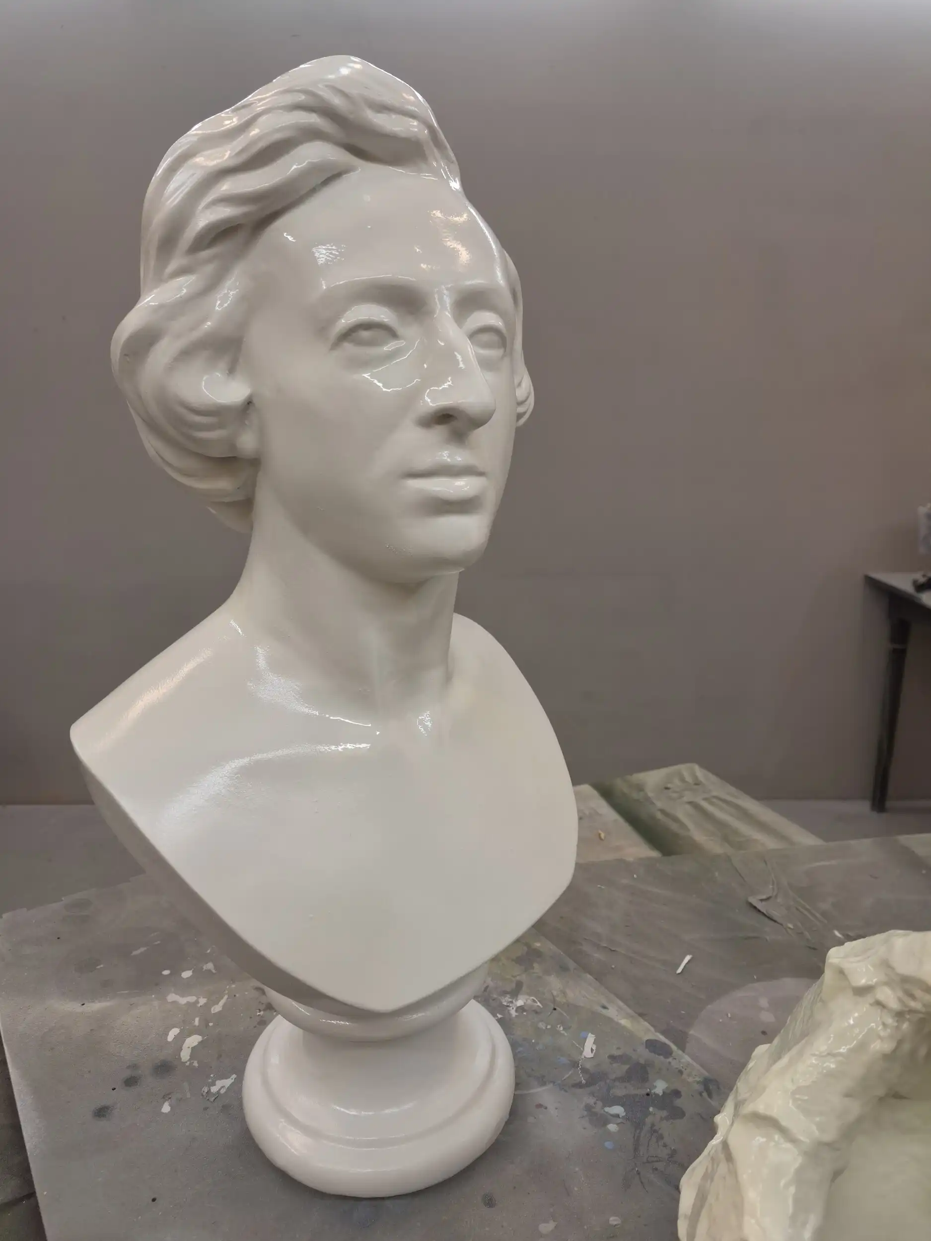 Drukowana w 3D urna Duamutefa - 3 kopie